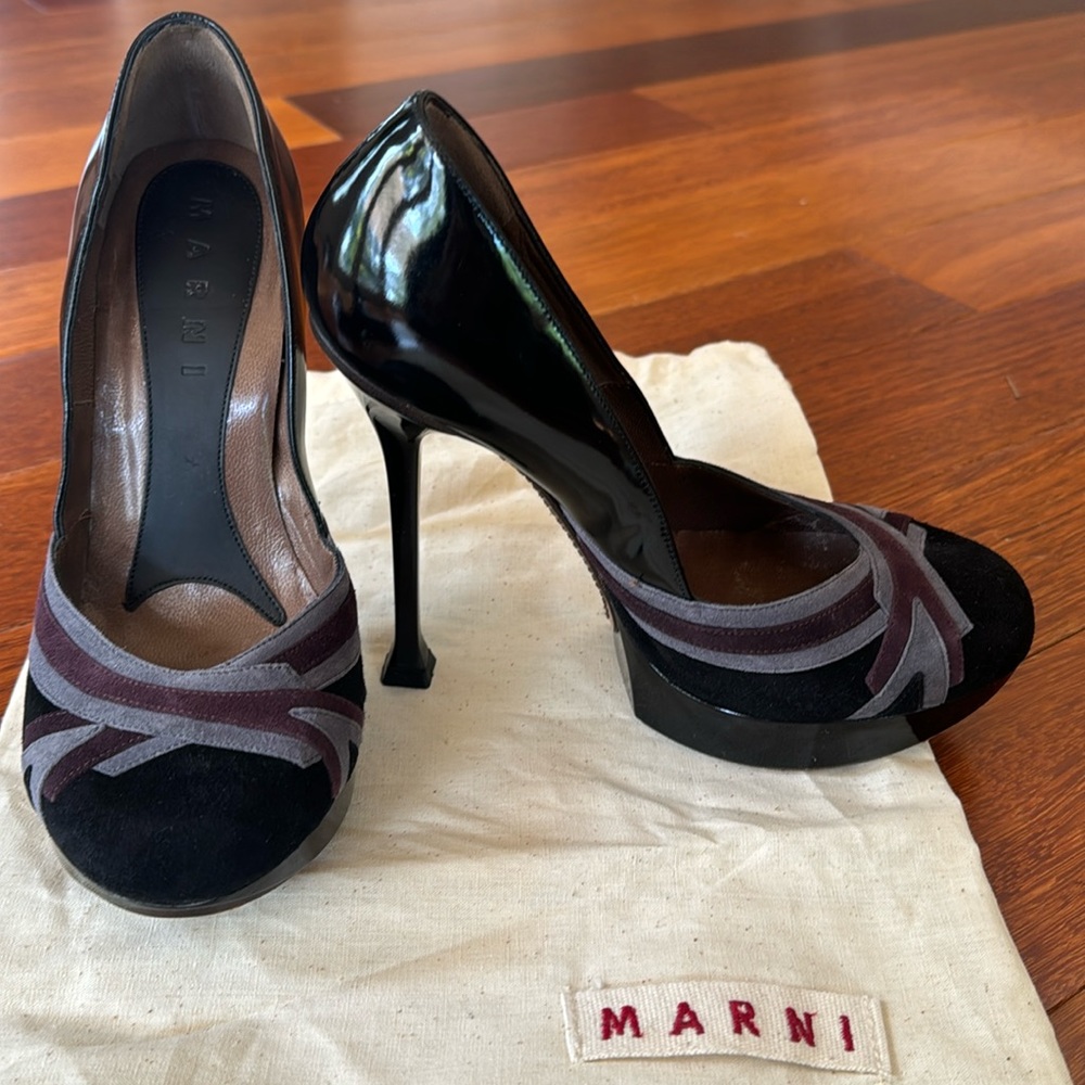 MARNI platform black suede heels SZ 37 (US 7)